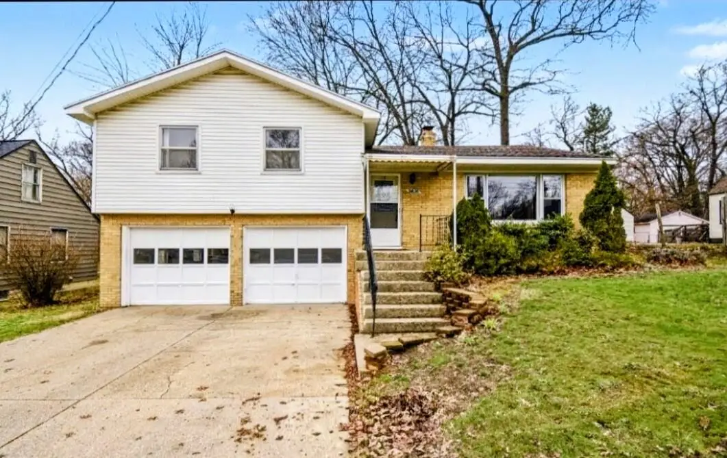 3835 Burlingame Avenue Sw, Wyoming, MI 49509 - #1