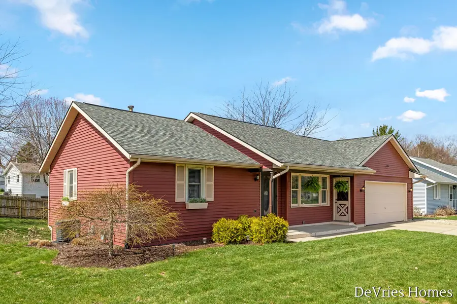 7343 Sandelwood Avenue, Jenison, MI 49428 - #2