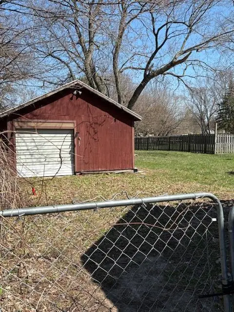 204 W Berry Avenue, Lansing, MI 48910 - #3