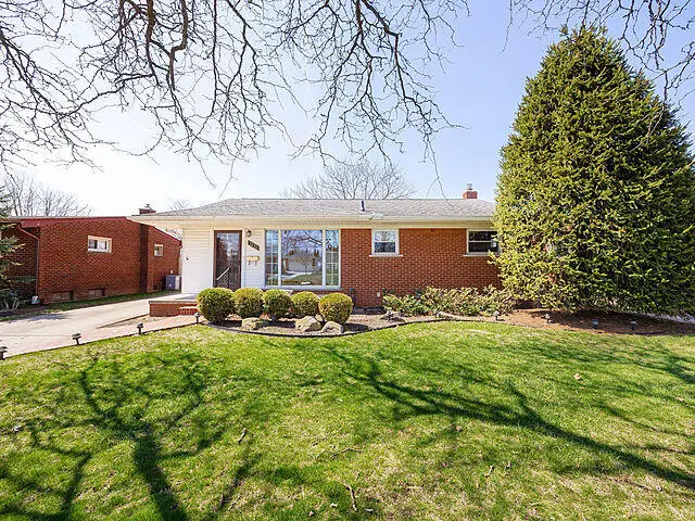 3230 Maxwell Street, Trenton, MI 48183 - #1