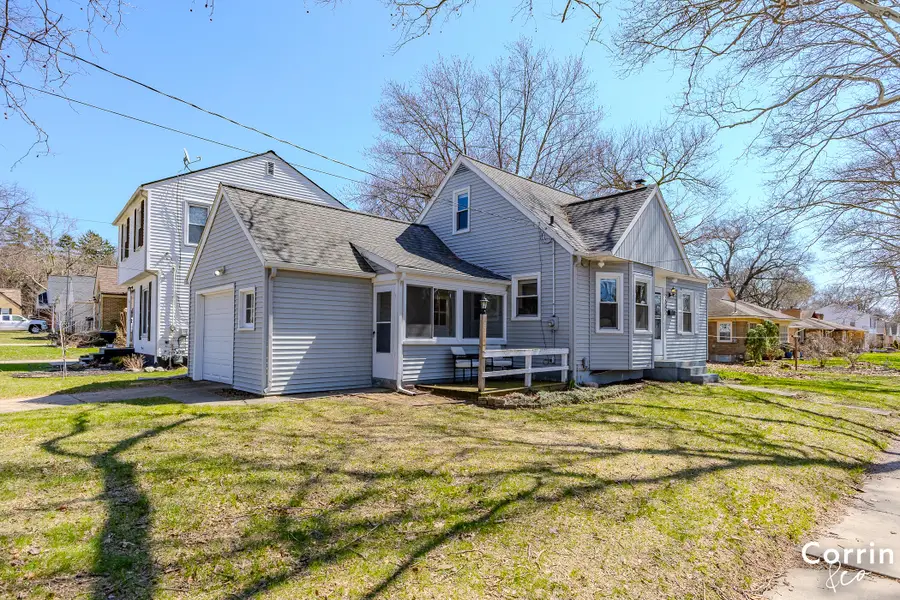 2542 Raymond Avenue Se, Grand Rapids, MI 49507 - #2