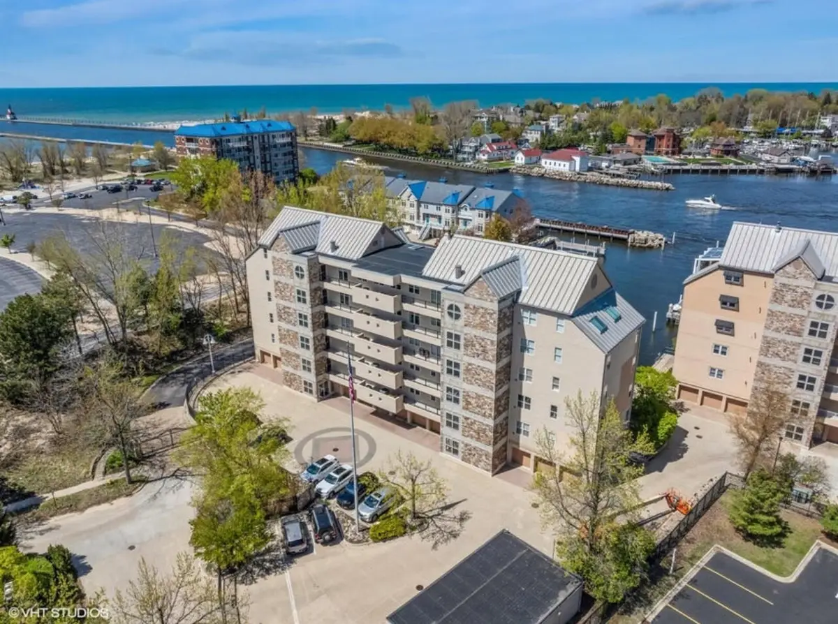 230 Water Street #2, Saint Joseph, MI 49085 - #1