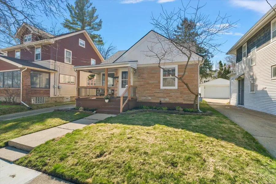 911 Van Buren Avenue Nw, Grand Rapids, MI 49504 - #3