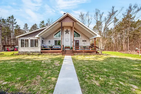 109 W Mckinley Road, Rothbury, MI 49452