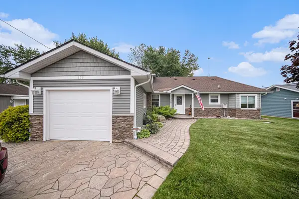 329 Pamela Circle, Brooklyn, MI 49230