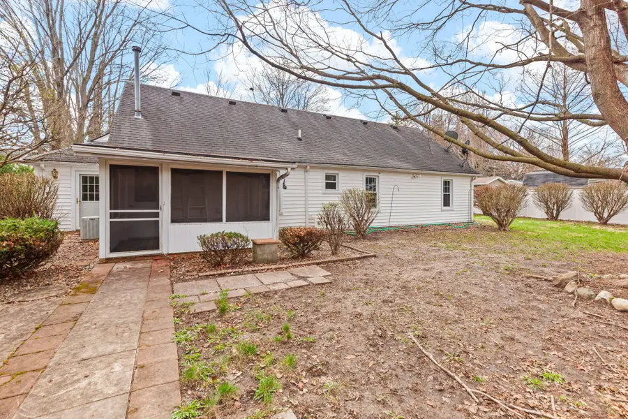 606 High Street, Blissfield, MI 49228 - #3