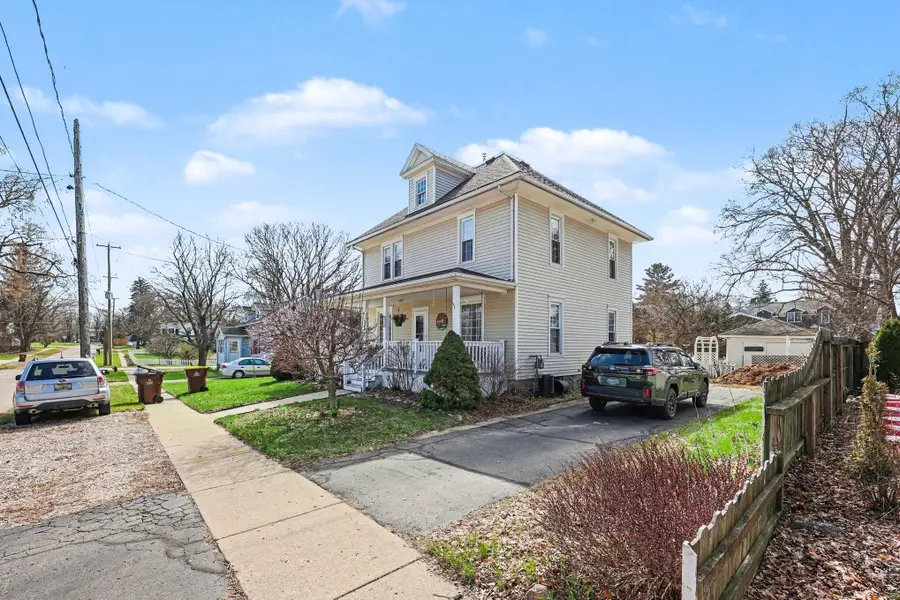 410 S Center Street, Stockbridge, MI 49285 - #3