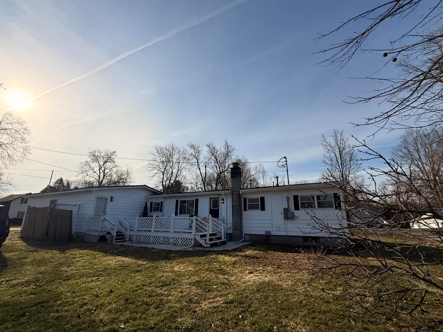 231 Smith Street, Sheridan, MI 48884 - #3