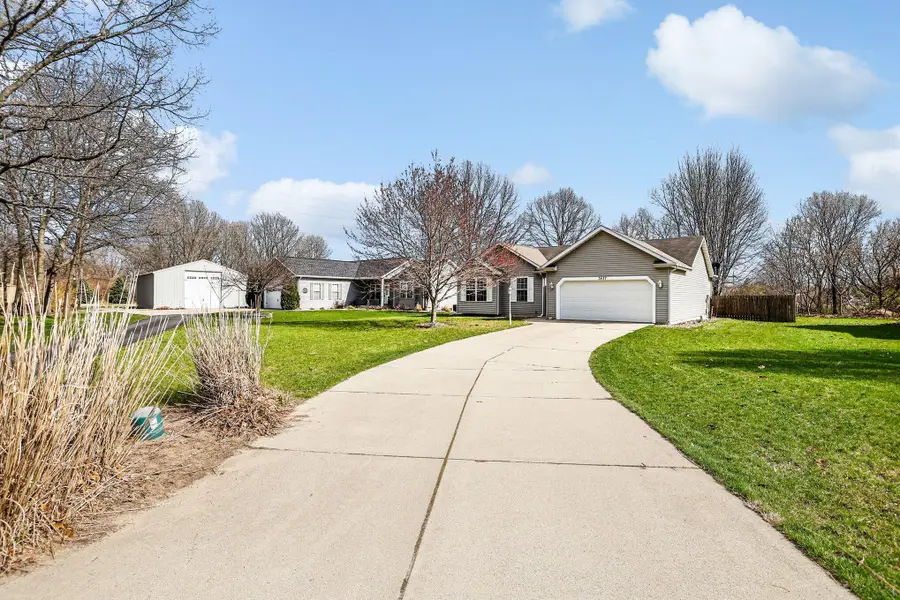 3437 Easy Street, Saint Joseph, MI 49085 - #3