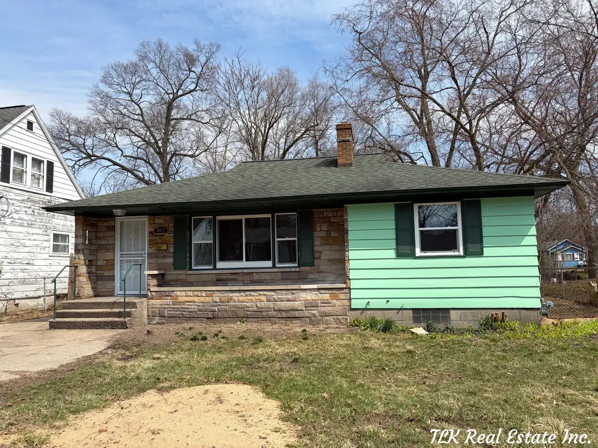 3208 9th Street, Muskegon, MI 49444 - #1