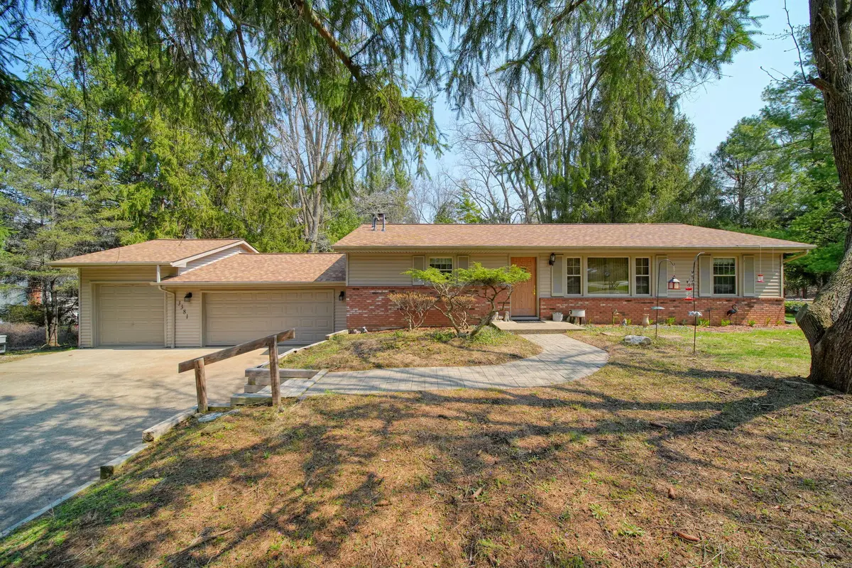 3381 Pine Ridge Drive, Jackson, MI 49201 - #1