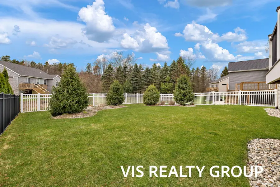 16501 Wickshire Place, Spring Lake, MI 49456 - #2