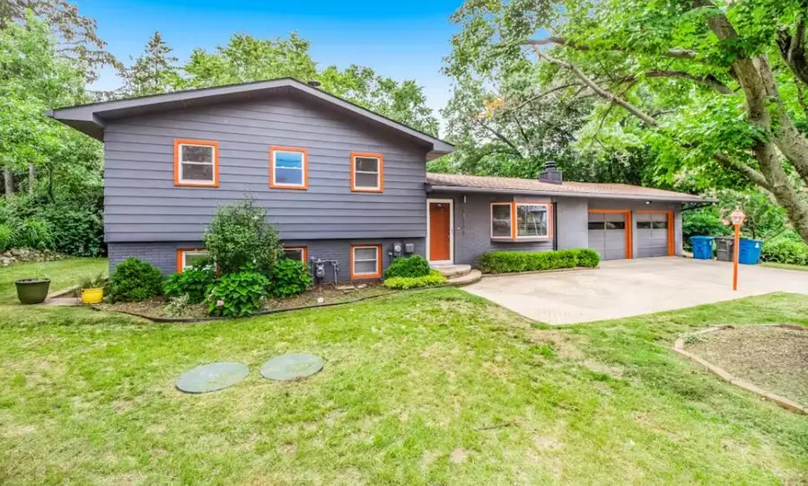 48103 Walnut Avenue, New Buffalo, MI 49117 - #2