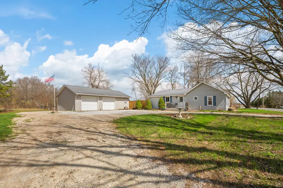 3017 Walton Road, Buchanan, MI 49107 - #3
