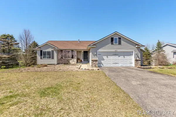 6336 Thornapple Valley Drive, Hastings, MI 49058