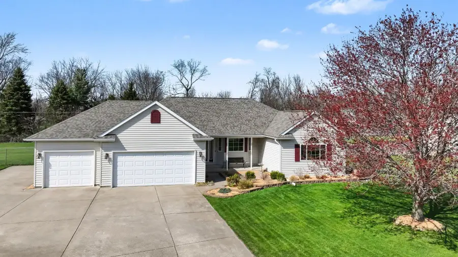 53126 Ridgeview Circle, Paw Paw, MI 49079 - #2