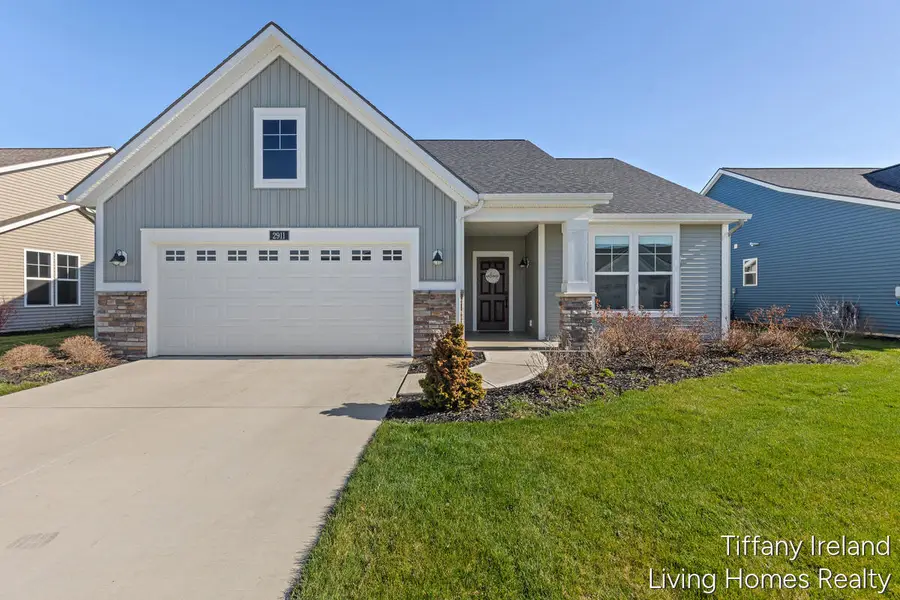 2911 Isle Grand Drive Ne, Belmont, MI 49306 - #2