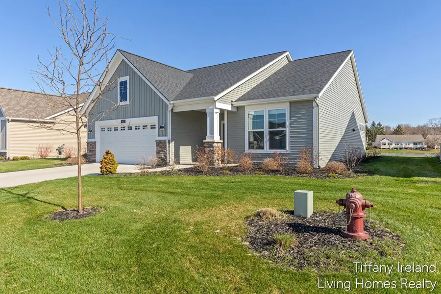 2911 Isle Grand Drive Ne, Belmont, MI 49306 - #3