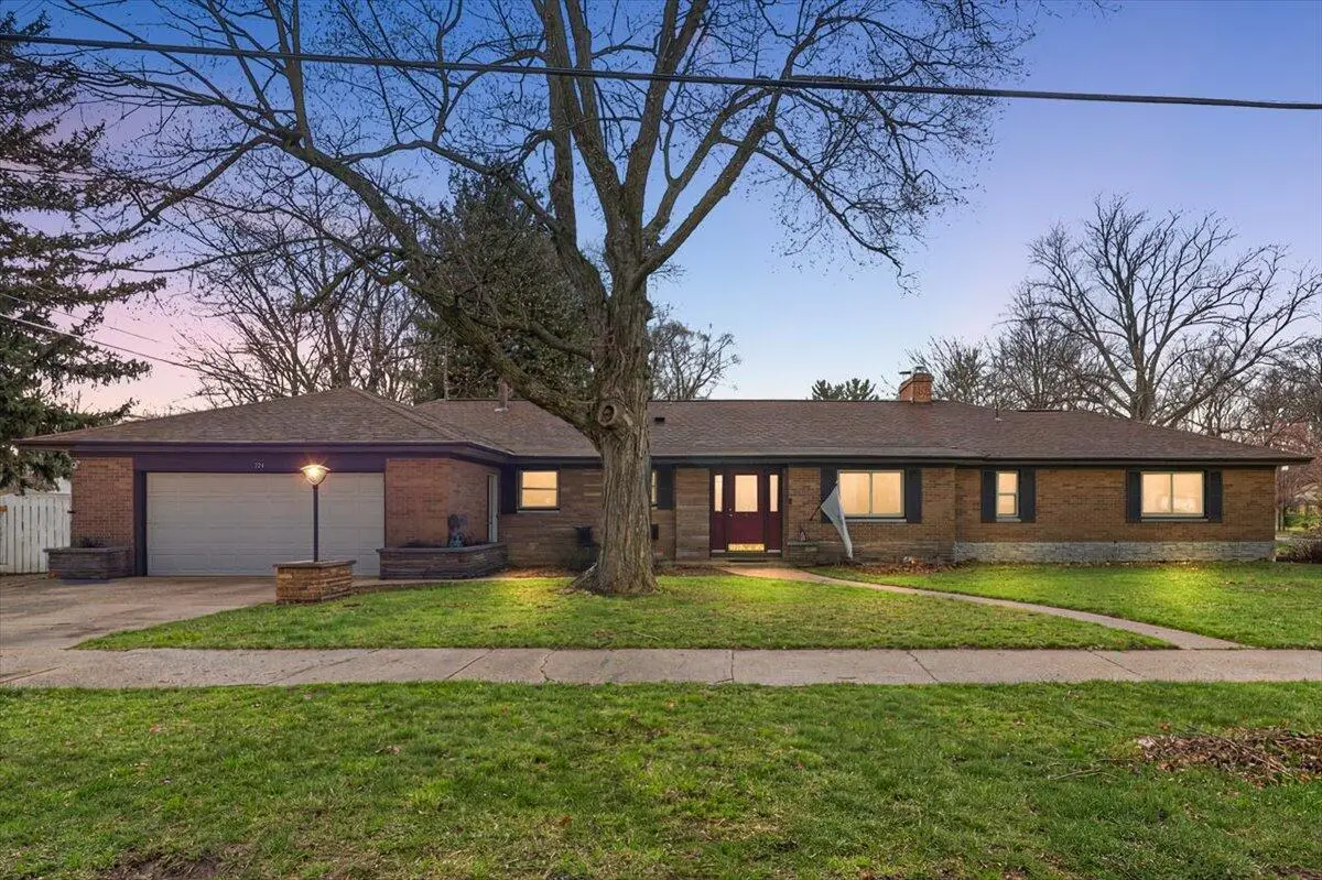 724 Columbia Avenue, Holland, MI 49423 - #1