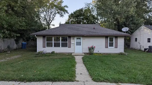 2211 Roseland Avenue, Kalamazoo, MI 49001