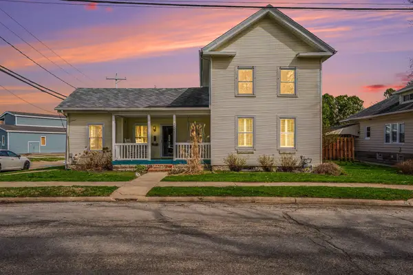 201 S Oak Street, Buchanan, MI 49107