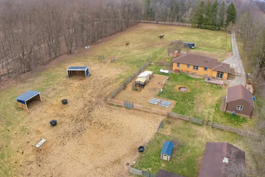 58765 Travis Road, New Hudson, MI 48165 - #2