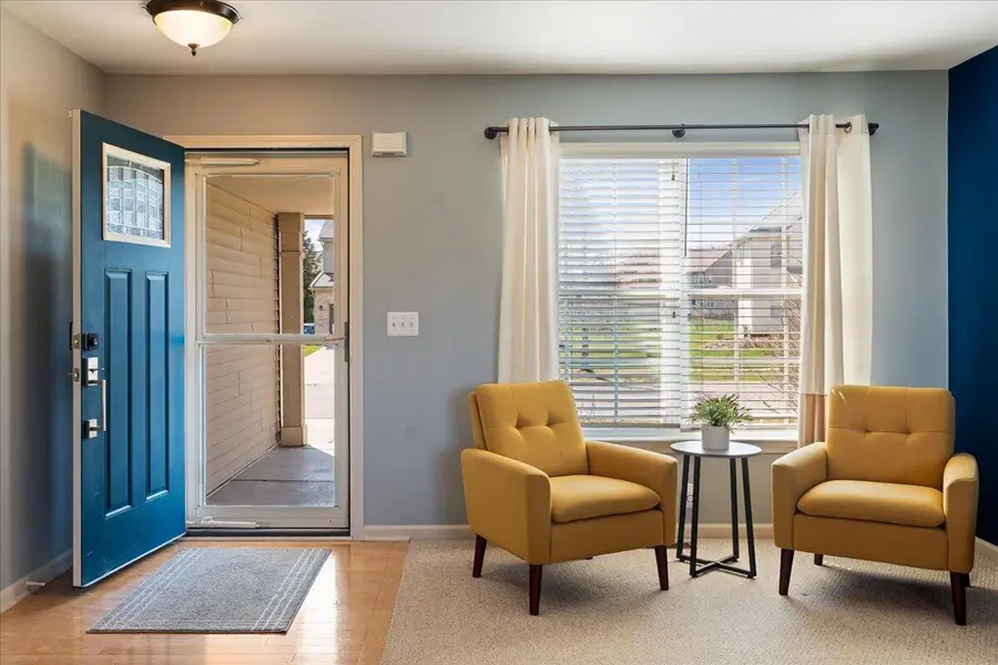 8302 N Warwick Court, Ypsilanti, MI 48198 - #2