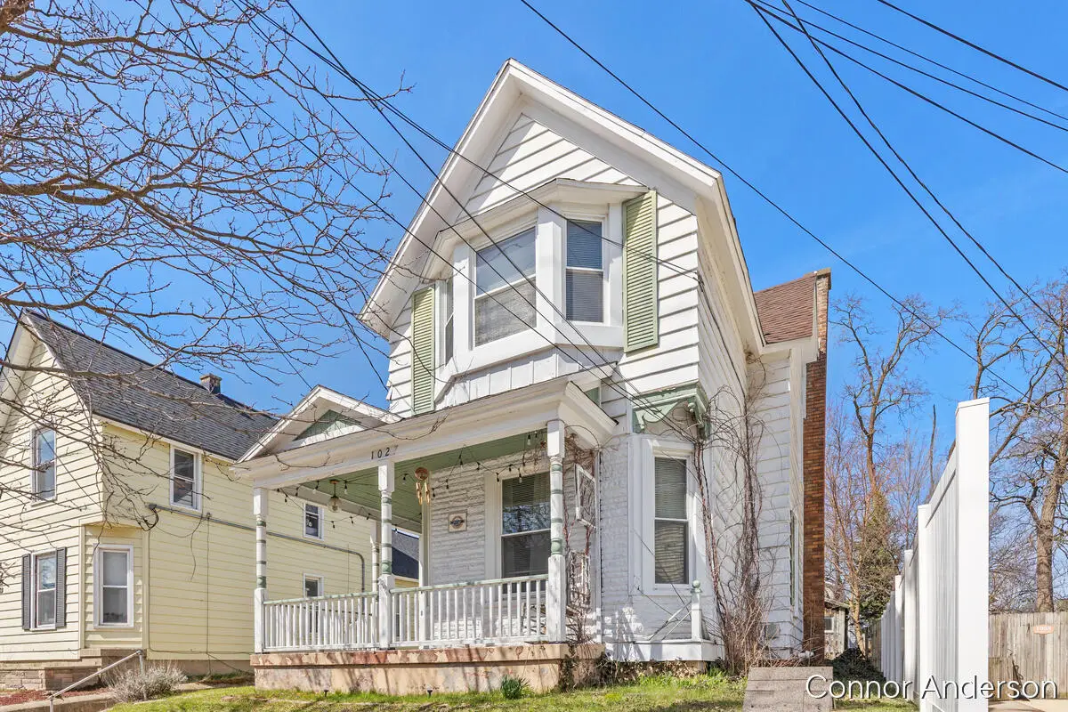 1027 Fulton Street E, Grand Rapids, MI 49503 - #1