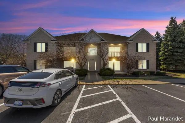 3170 W Crystal Waters Drive #2, Holland, MI 49424