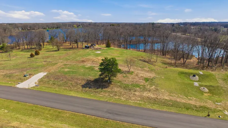 3182 Mantua Farms, Highland, MI 48357 - #2