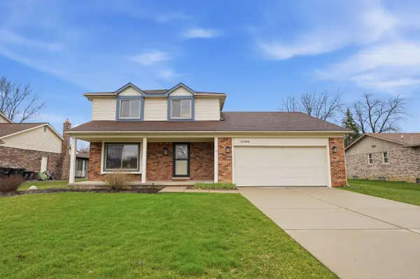 37962 Munger Drive, Livonia, MI 48154