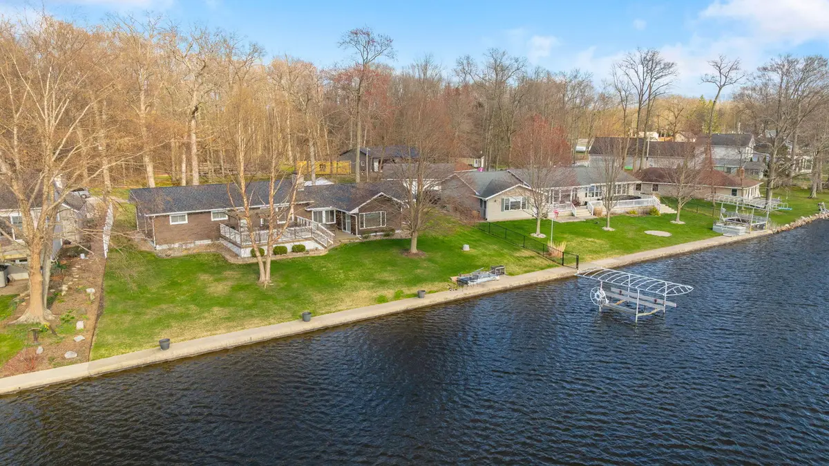 70032 Oak Leaf Drive, Edwardsburg, MI 49112 - #1