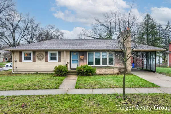 1660 Rose Parkway Se, Grand Rapids, MI 49506