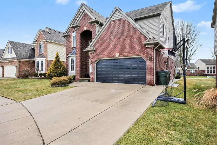 6714 Haymarket, Shelby, MI 48317 - #3