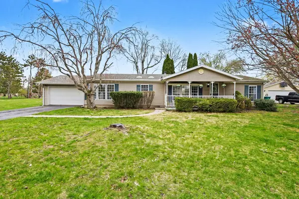 10283 S Arrowhead Drive, Berrien Springs, MI 49103