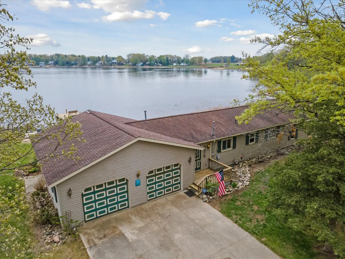 11361 W Cannonsville Road, Trufant, MI 49347 - #1