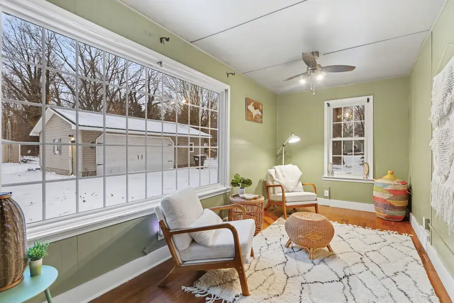 2844 W Glenlord Road, Stevensville, MI 49127 - #2