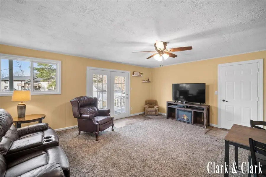 525 W Randall Street, Coopersville, MI 49404 - #3