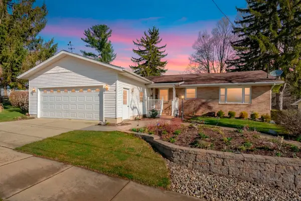 1307 4th Street, Lake Odessa, MI 48849