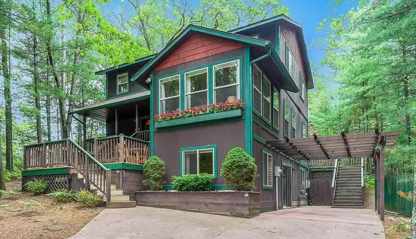 5526 Longbridge Road, Pentwater, MI 49449