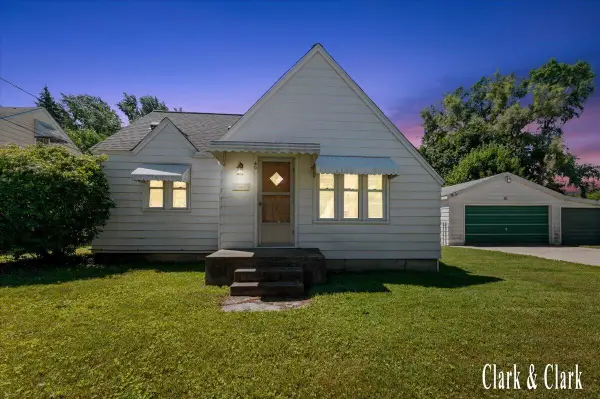 40 41st Street Sw, Grand Rapids, MI 49548
