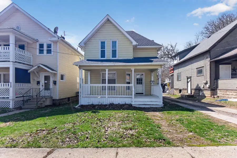 202 S West Avenue, Jackson, MI 49201 - #2