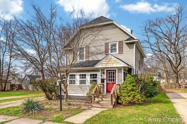 619 Fairbanks Avenue, Kalamazoo, MI 49048