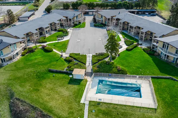 4150 Ridge Road #4, Stevensville, MI 49127