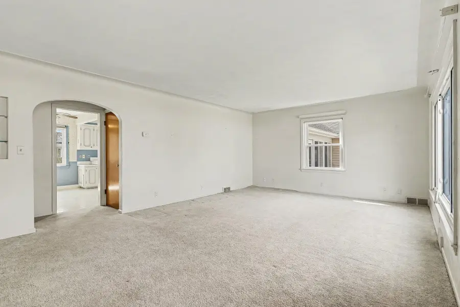 2202 Paddington Road, Kalamazoo, MI 49001 - #3