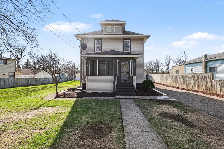 1104 N Waterloo Avenue, Jackson, MI 49202 - #2