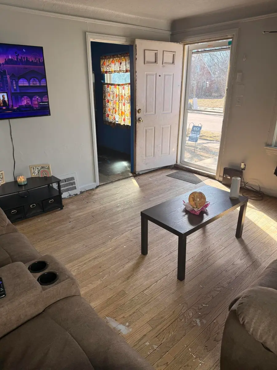 9362 Memorial Street, Detroit, MI 48228 - #3