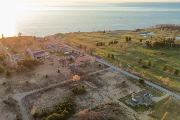 Lots W 12th Street, Manistee, MI 49660