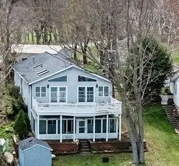 19656 Lakeshore Drive, Three Rivers, MI 49093