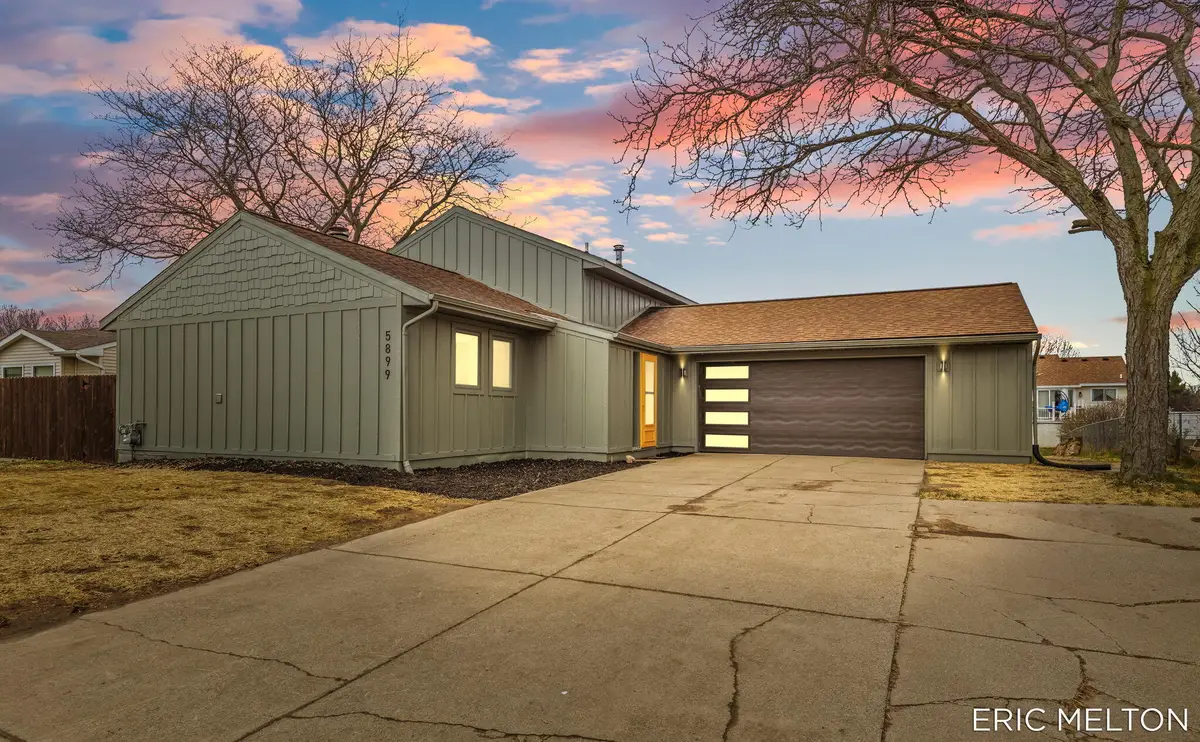 5899 Appleview Se, Kentwood, MI 49508 - #1